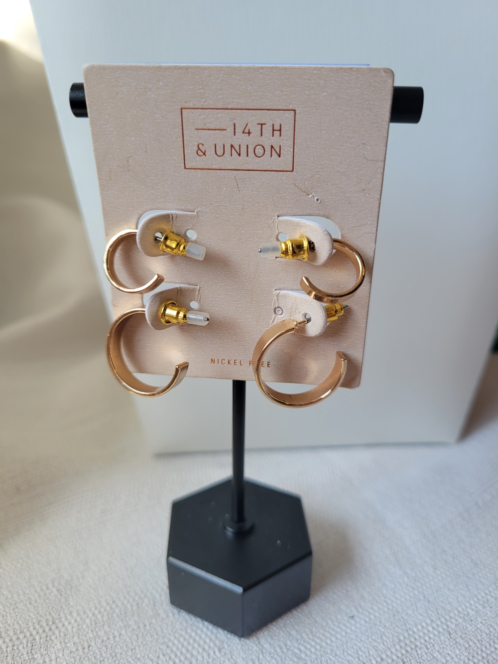 14th & Union Gold Hoop Earrings Set of 2